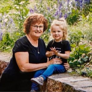 Meet your Posher, Robin